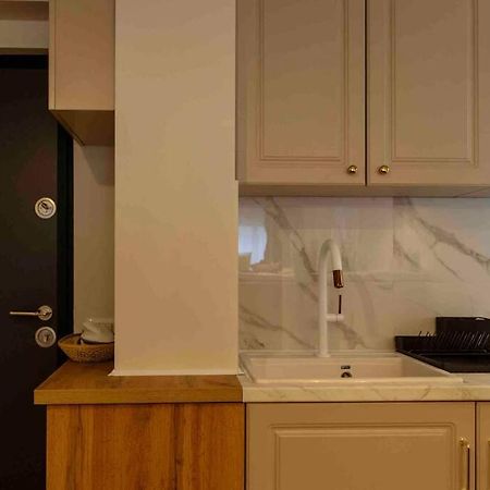 Stunning Views 2Br Intercontinental Flat Apartman Bukarest Kültér fotó