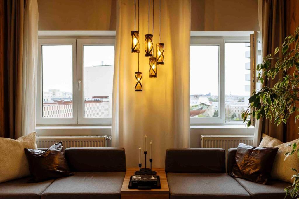 Stunning Views 2Br Intercontinental Flat Apartman Bukarest Kültér fotó