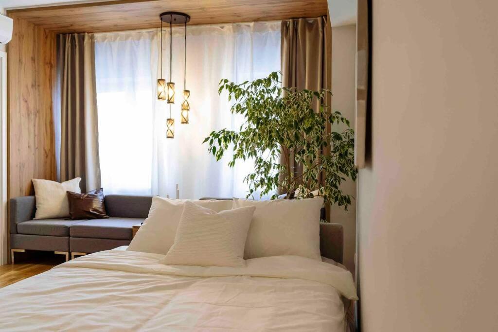 Stunning Views 2Br Intercontinental Flat Apartman Bukarest Kültér fotó