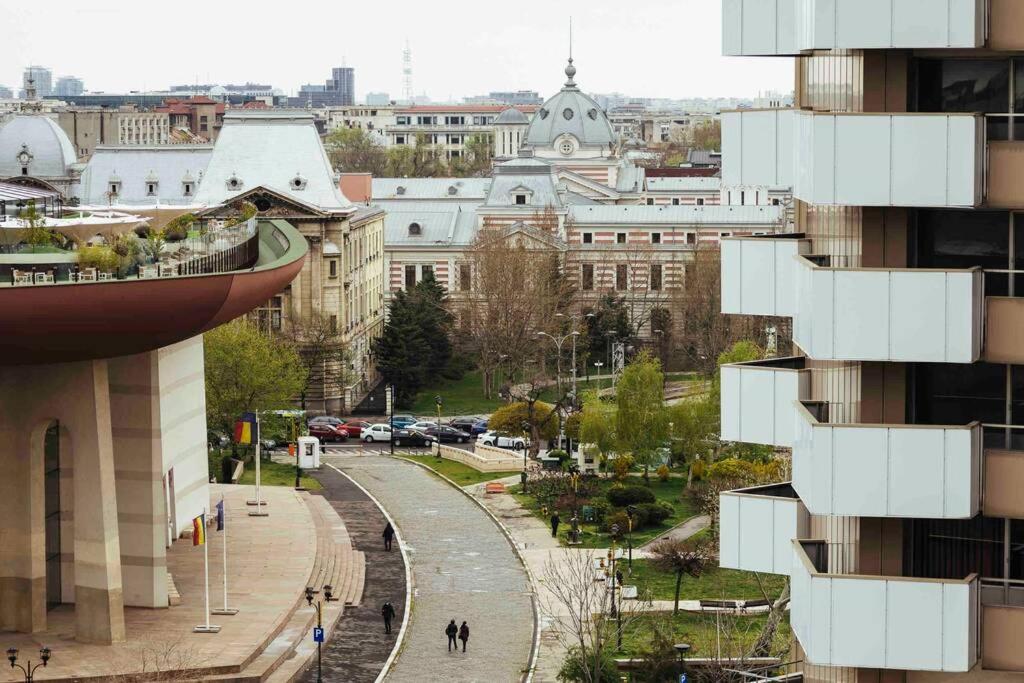 Stunning Views 2Br Intercontinental Flat Apartman Bukarest Kültér fotó