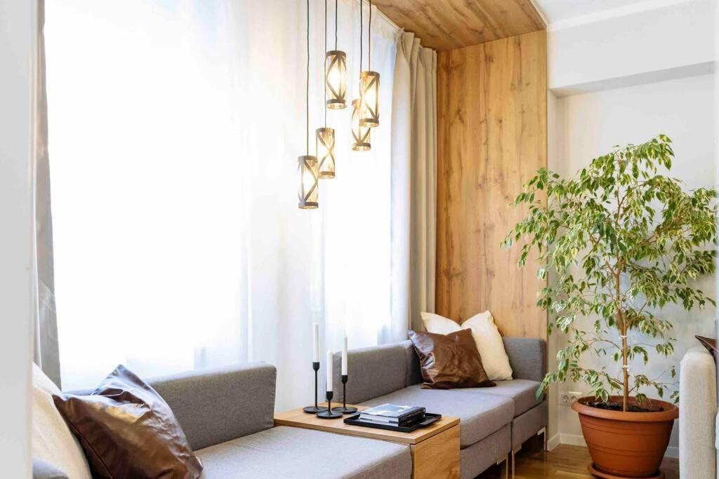 Stunning Views 2Br Intercontinental Flat Apartman Bukarest Kültér fotó